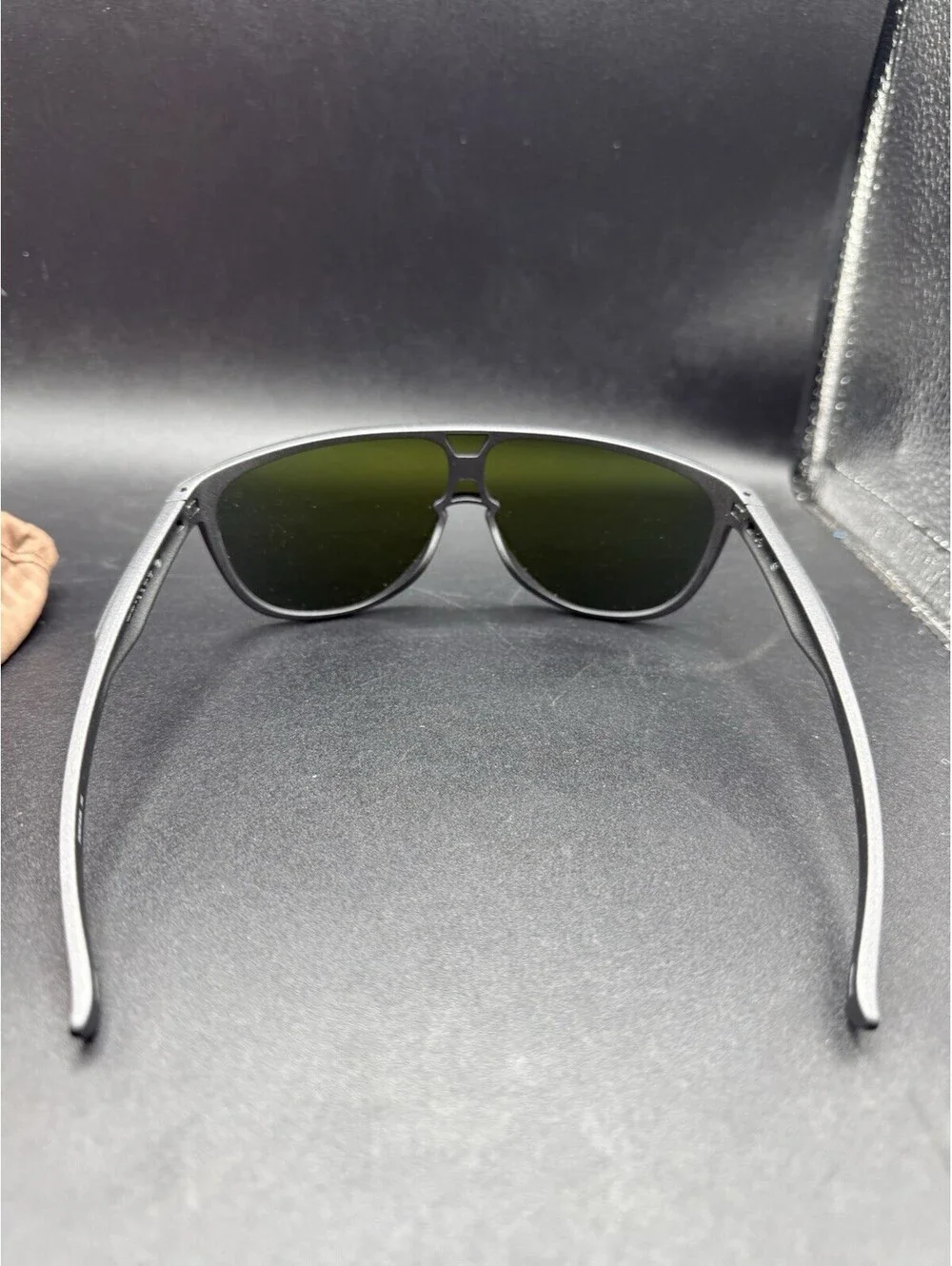 Oakley trillbe steel